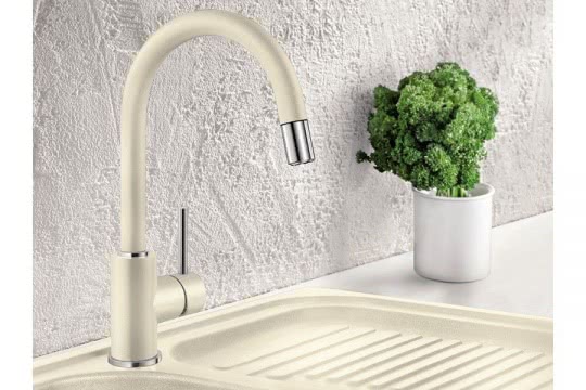 Смеситель для кухни Blanco MILA-S однорычажный с выдвижным шлангом, белый 521457